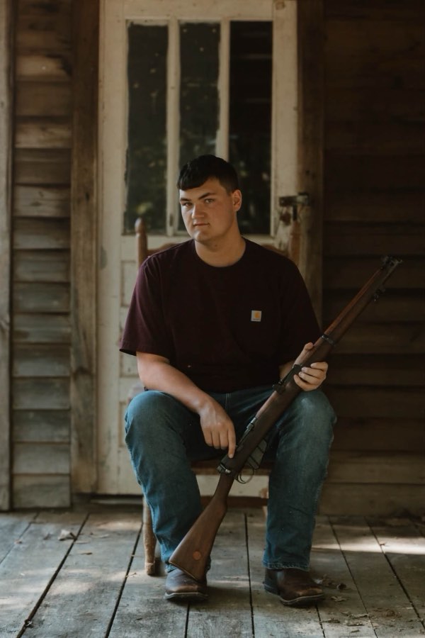 Another frame from Dylan Kouns’s senior session.
