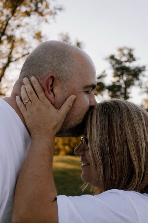 Another frame from a family session by Omens Photography.